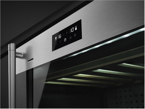 Встраиваемый винный шкаф Smeg CVI338RX3 фото 3