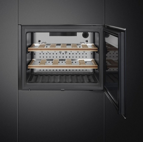 Встраиваемый винный шкаф Smeg CVI621RWNX3 фото 4