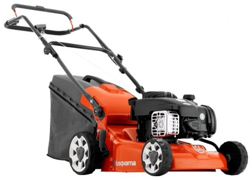 Газонокосилка бензиновая Husqvarna LC 140