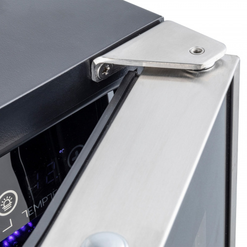 Винный шкаф Temptech WPQ15SCB фото 8