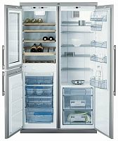 Встраиваемый холодильник AEG S 76488 KG